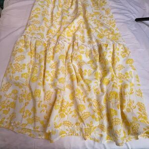 BTFBM ankle skirt sz XL yellow. floral over white